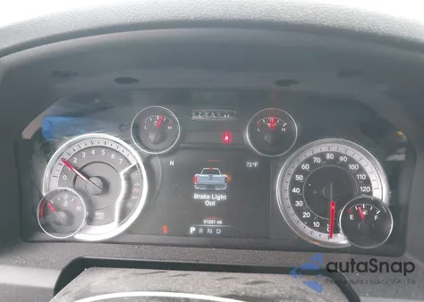 2021 Ram 1500 Classic Slt z USA, uszkodzony, nr VIN 1C6RR6GT6MS534556